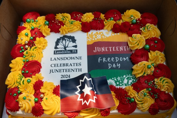 The celebration's cake was provided by Kia's Cakes. (COURTESY OF STEVEN WEISZ)