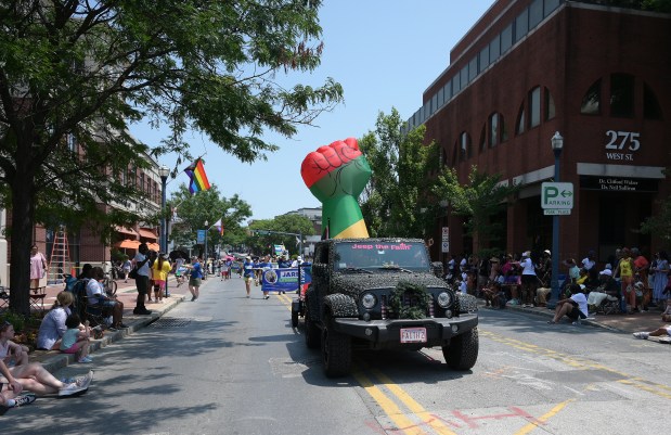 The Annapolis Juneteenth Parade makes its way up West Street Saturday afternoon. (Paul W. Gillespie/Staff photo)